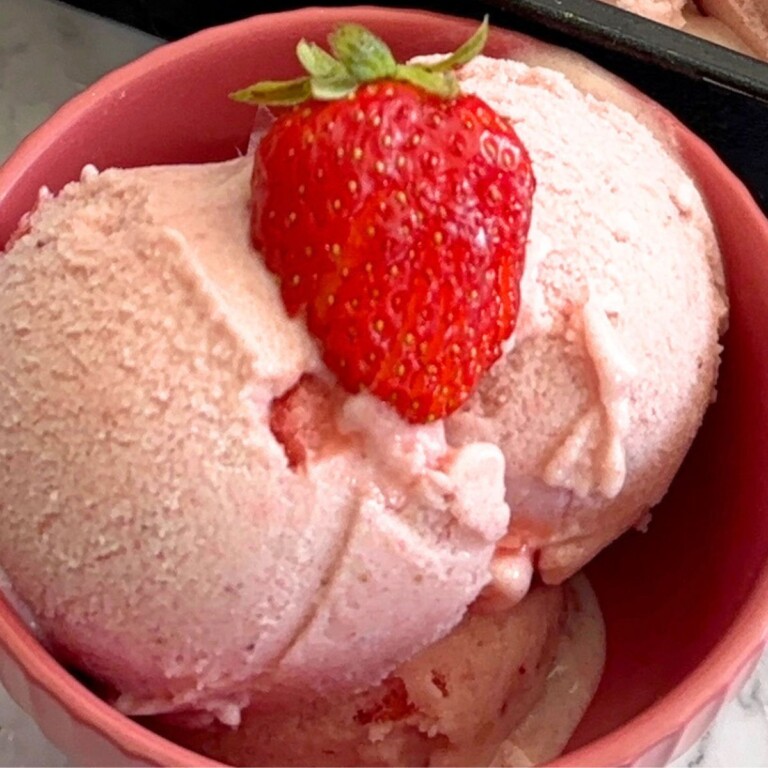 Strawberry Banana Nice Cream (Sugar-Free Ice Cream, Vegan and Non-Vegan options)
