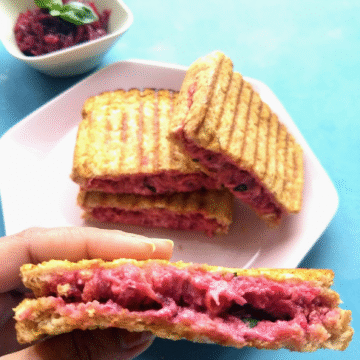 Beetroot and Carrot Yogurt Sandwich
