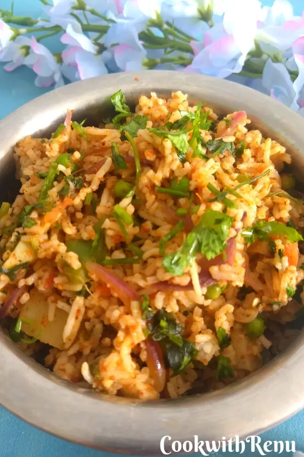 Mumbai style Tawa Pulao using leftover rice