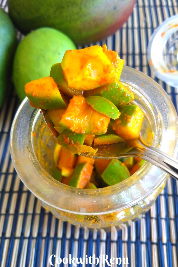 4 ingredient Instant Raw Mango Pickle without oil