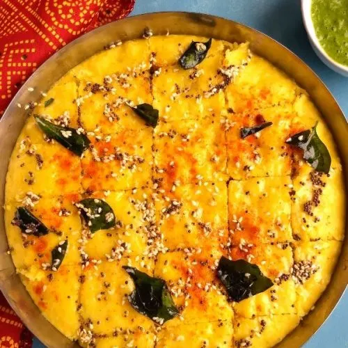 Instant Khaman Dhokla - Soft and spongy this Instant Khaman Dhokla can be done in under 30 minutes and is a perfect vegan and gluten free Breakfast or a snack.