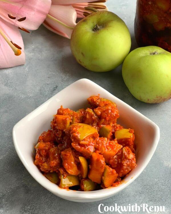 Instant Green Apple pickle is a lip-smacking Instant pickle that has the tartness of the fresh juicy green apples and the spice from the masala.