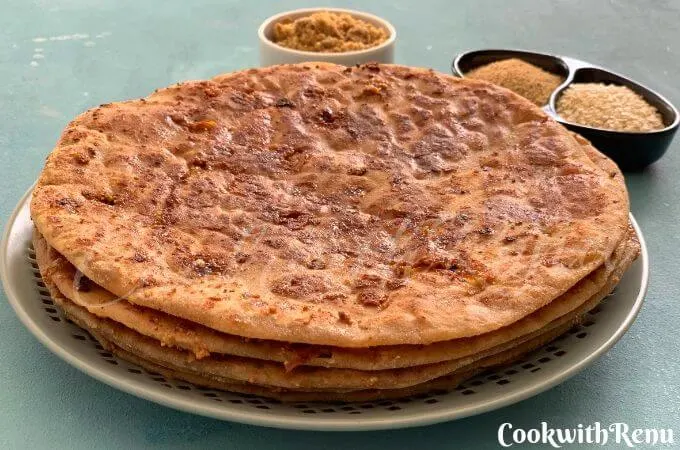 Gul poli or Tilgul poli is an Indian sweet flatbread stuffed with sesame seeds, poppy seeds, jaggery and is traditionally made for Makar Sankranti festival.