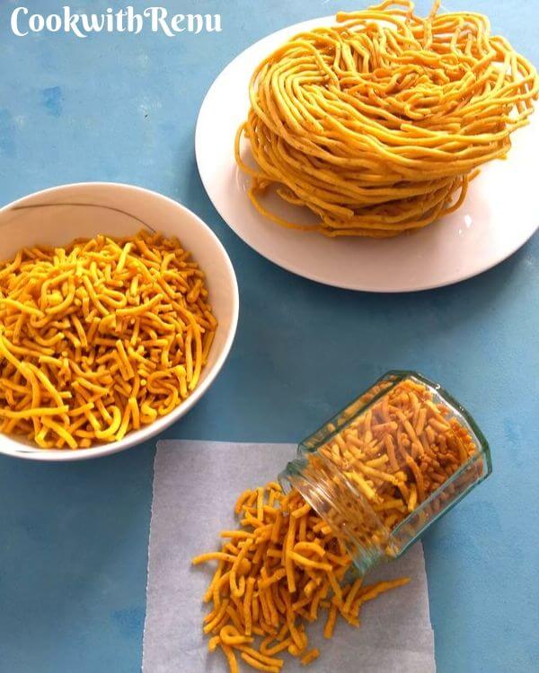 Besan ke Namkeen Sev is a gluten free fried tea time snack generally made during Diwali celebrations in India. Highly addictive and goes well on chaats too.