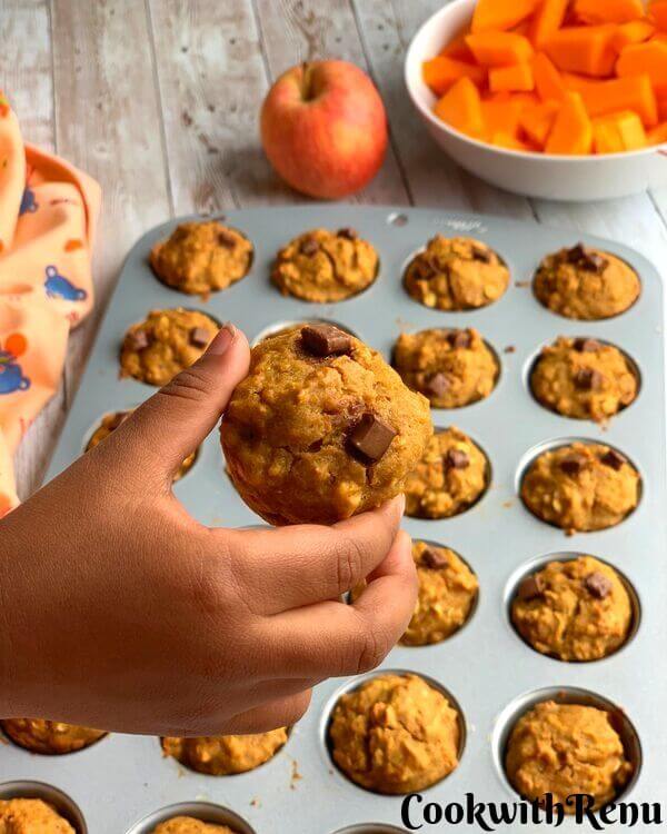 Whole Wheat Butternut Squash and Apple Muffins are deliciously light, moist and loaded with the goodness of oats and fruits.