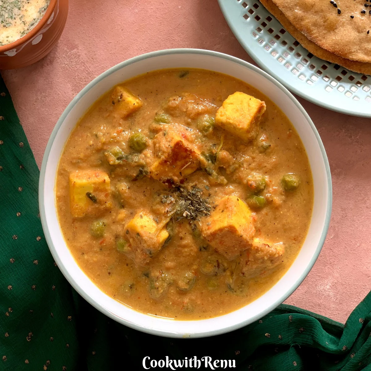 Methi Matar Paneer is a nutritious and healthy curry which uses fresh homegrown methi, matar (green peas) and home made paneer (cheese).