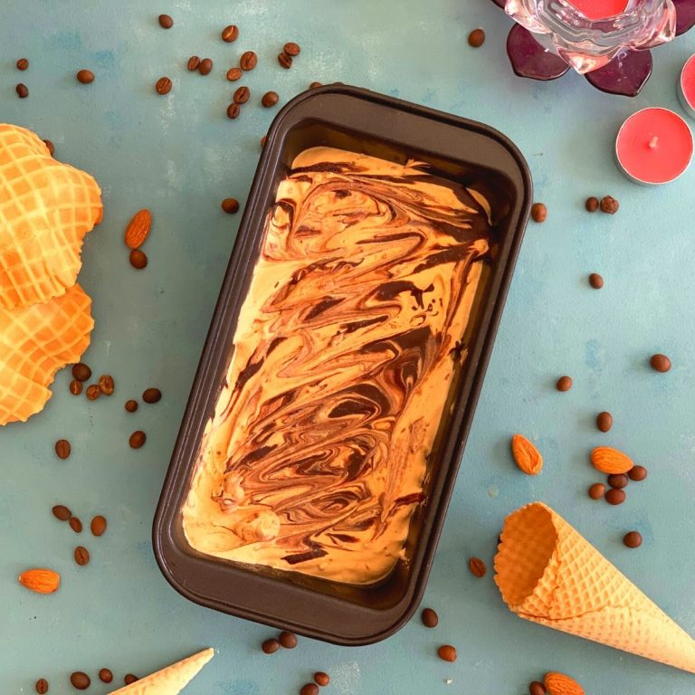 No-Churn coffee almond Ice Cream