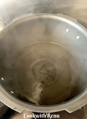Water boiling in pressure cooker