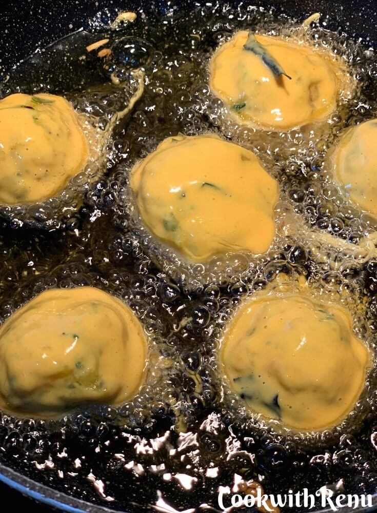 Frying of the vada in hot oil