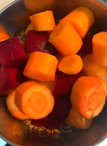 Boiled Carrot, Beetroot & Sprouts