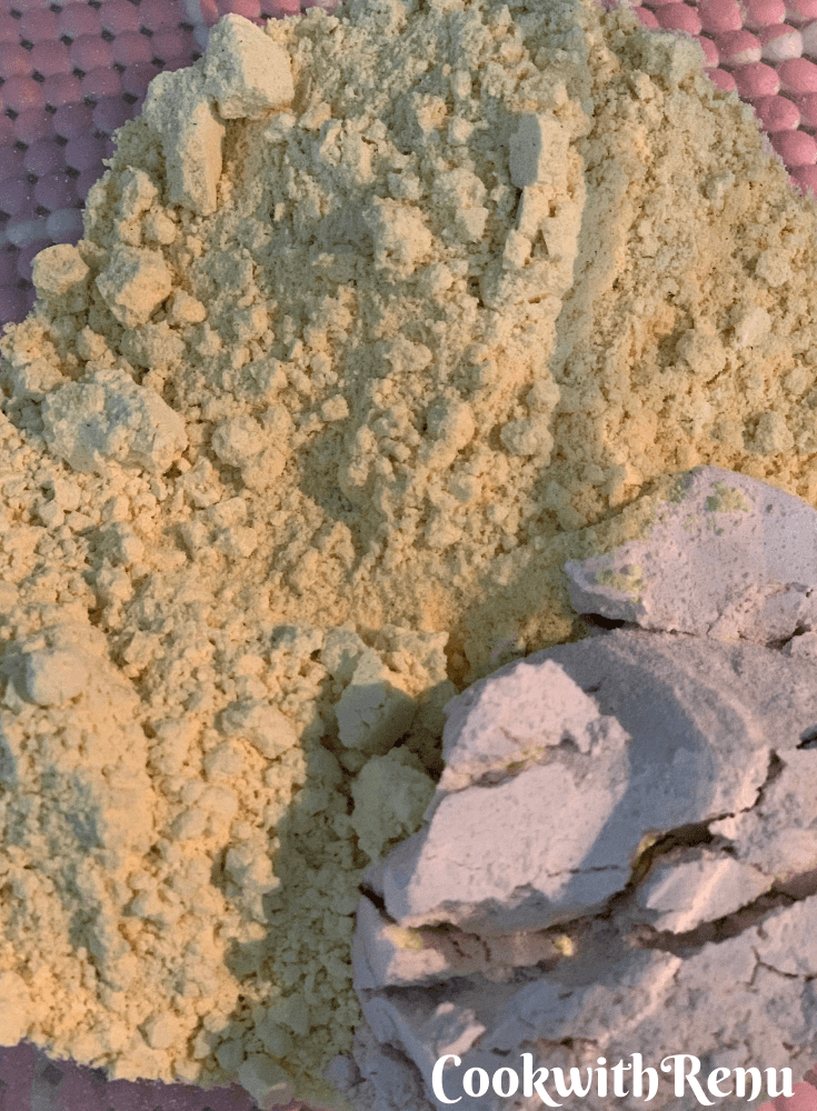 Whole wheat flour , gram flour and maize flour