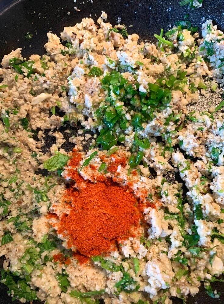 Adding of red chilly and green chilly