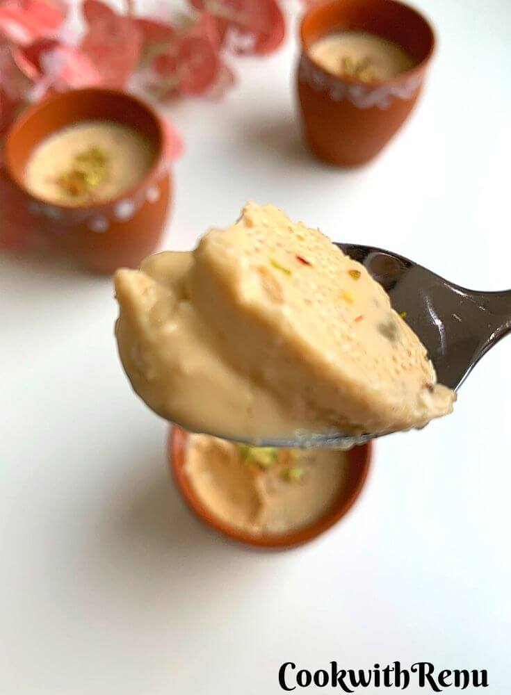 Thickness and texture of Mishti Doi as seen in a spoon