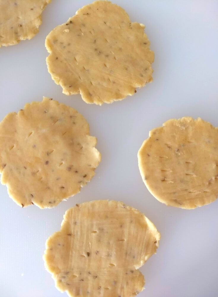 Rolling & Pricking of Mathri