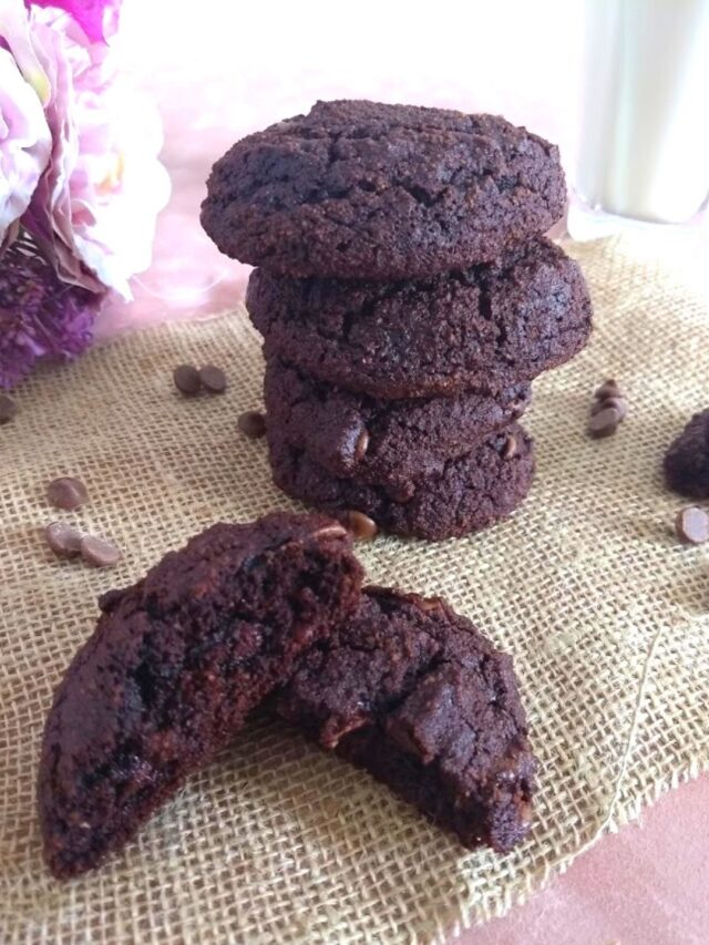 Chocolate Coconut Flour Cookies_Story