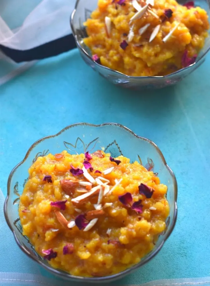 Moong Dal halwa served in two glass bowls
