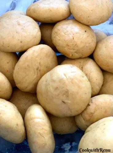 Dough balls of Puri