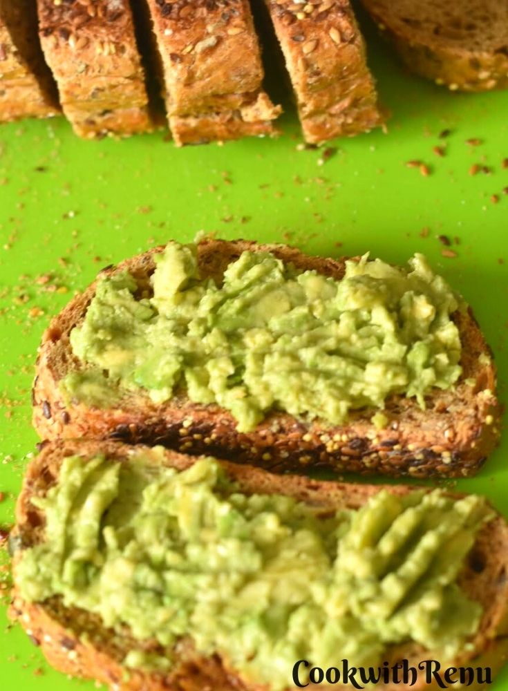 Avocado Spread on bread slices