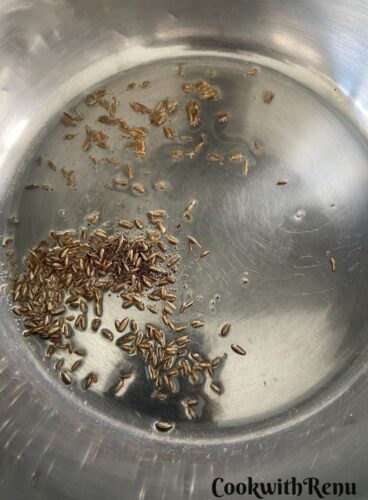 Cumin Seeds added to oil