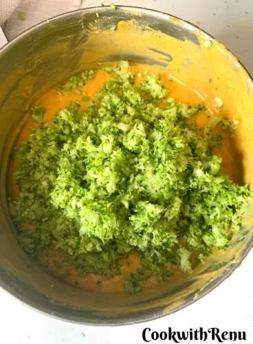 Adding of Broccoli mince