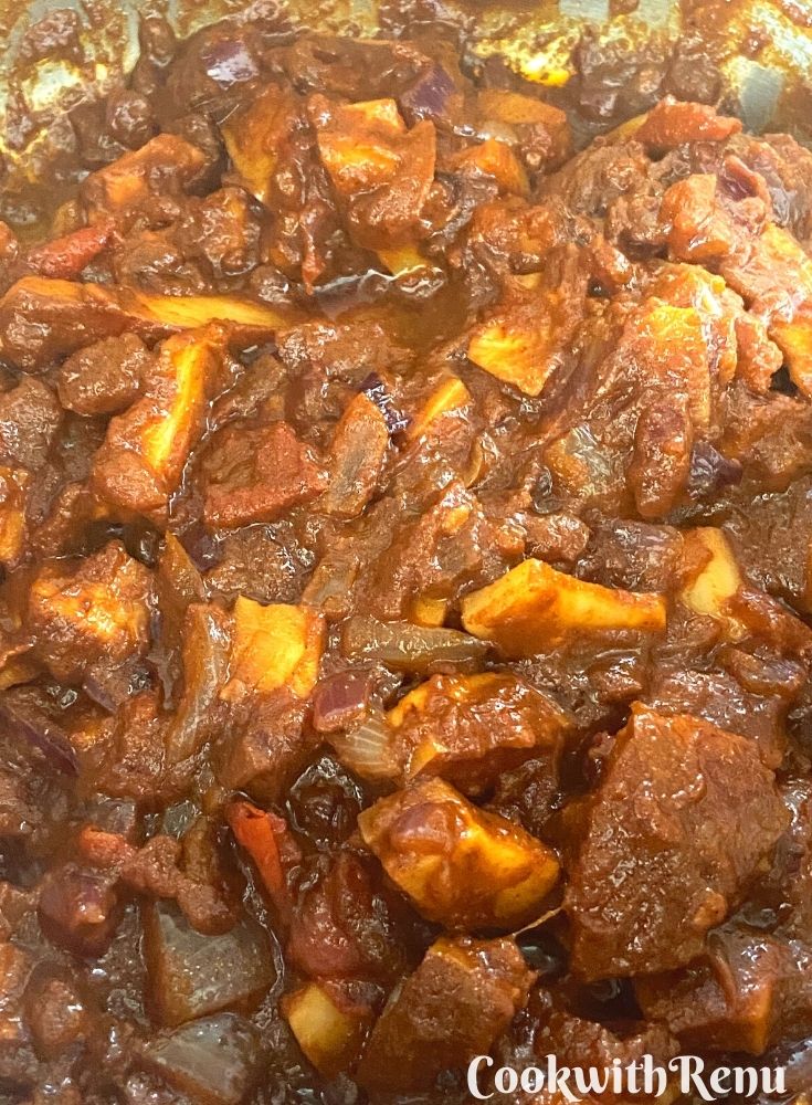 The cooked masala paste mixture