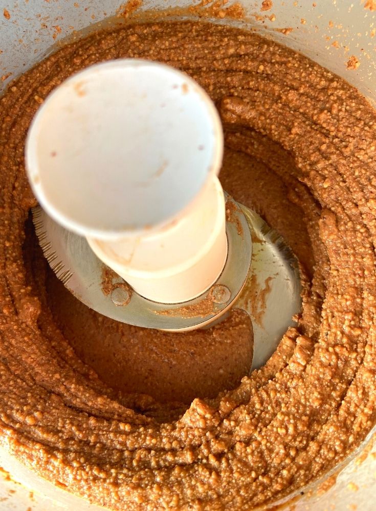 Coarse consistency peanut butter