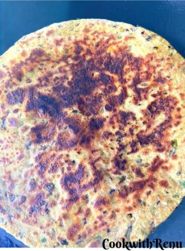 The cooked paratha