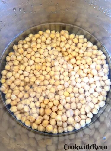 Chickpeas before pressure cooked in Instant Pot