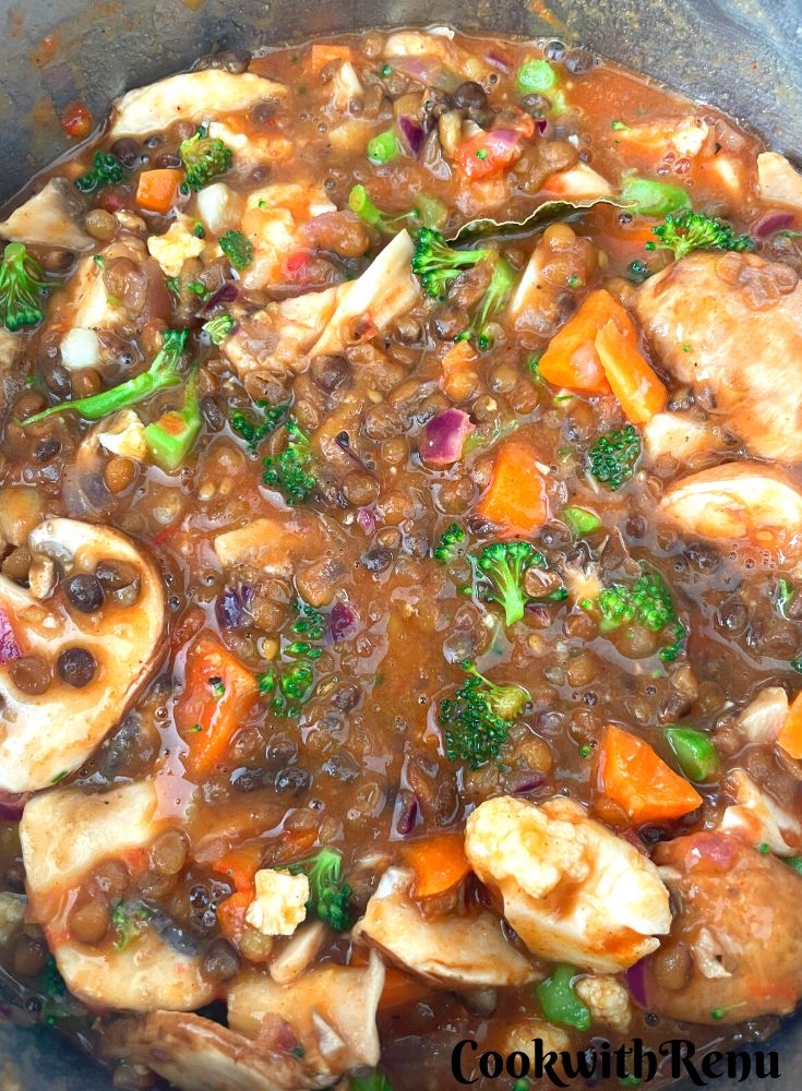 Curry in making for Vegetarian Shepherds Pie in a pot.