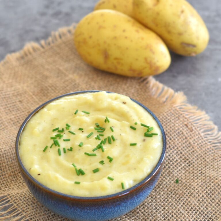 How To Make Mashed Potatoes (Without Butter or oil) - Cook With Renu
