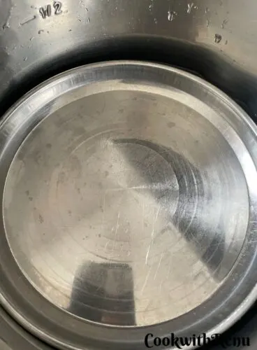 Plate kept inside Instant Pot