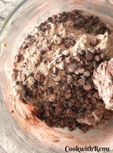 Chocolate Chis added to dry ingredients.