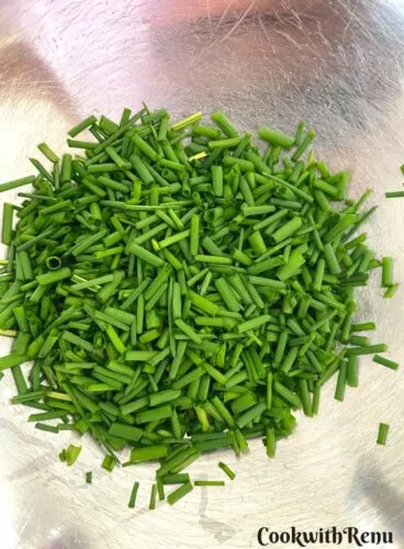 Chives Cut into small pieces