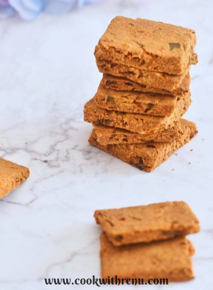 Keto Cheese and Chive Crackers Cook With Renu