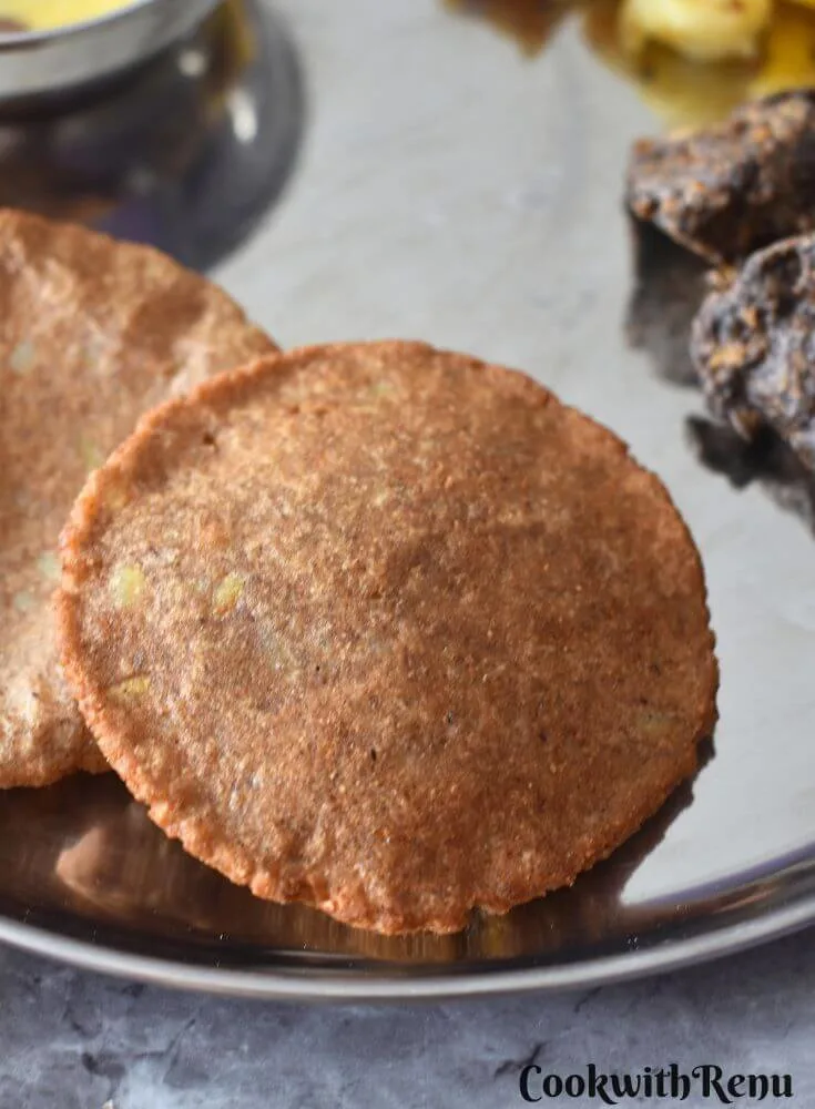 Close up look of Singhoda Atta Puri.