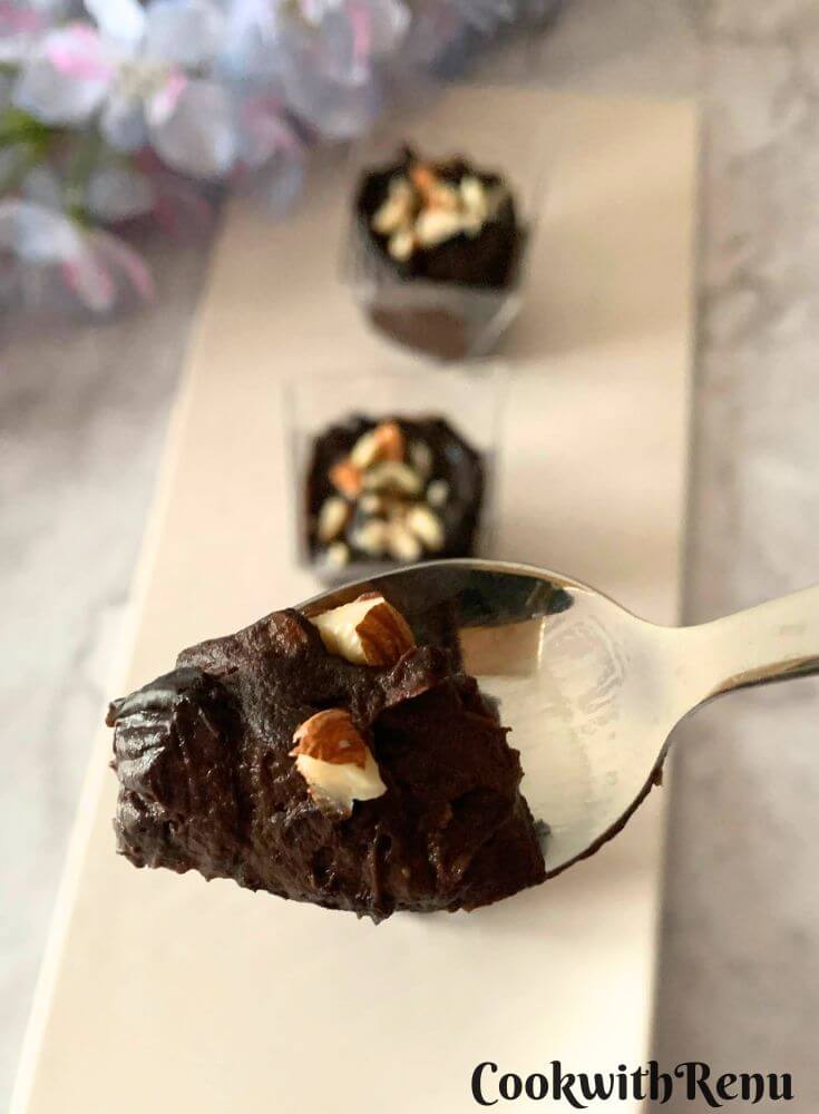 Picture showing the texture of Avocado Chocolate Mousse.